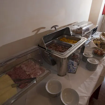 Mazzanti Hotell 3*