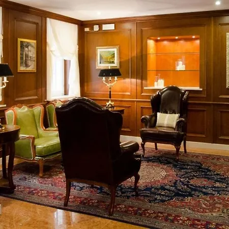 Hotell Mazzanti 3*