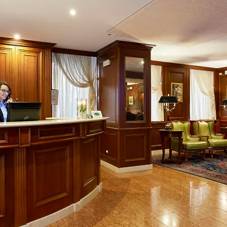 فندق Mazzanti 3*